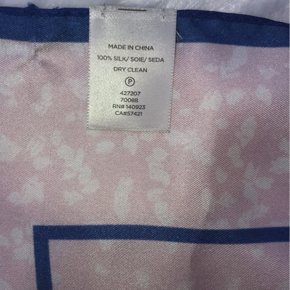 FINAL SALE Tulips Spring Square 100% Silk Scarf Pink Blue White Easter EUC - Picture 2 of 4